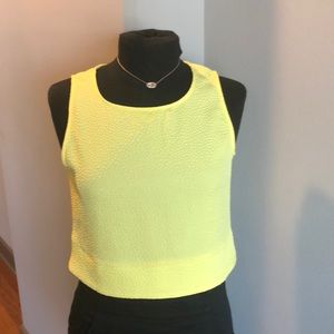 Yellow crop top ☀️☀️